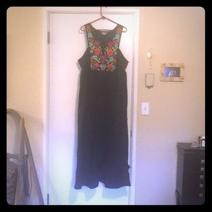 Eshakti maxi dress